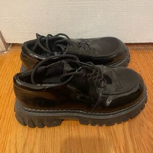 Black Chunky Women's Patent Platform Shoes